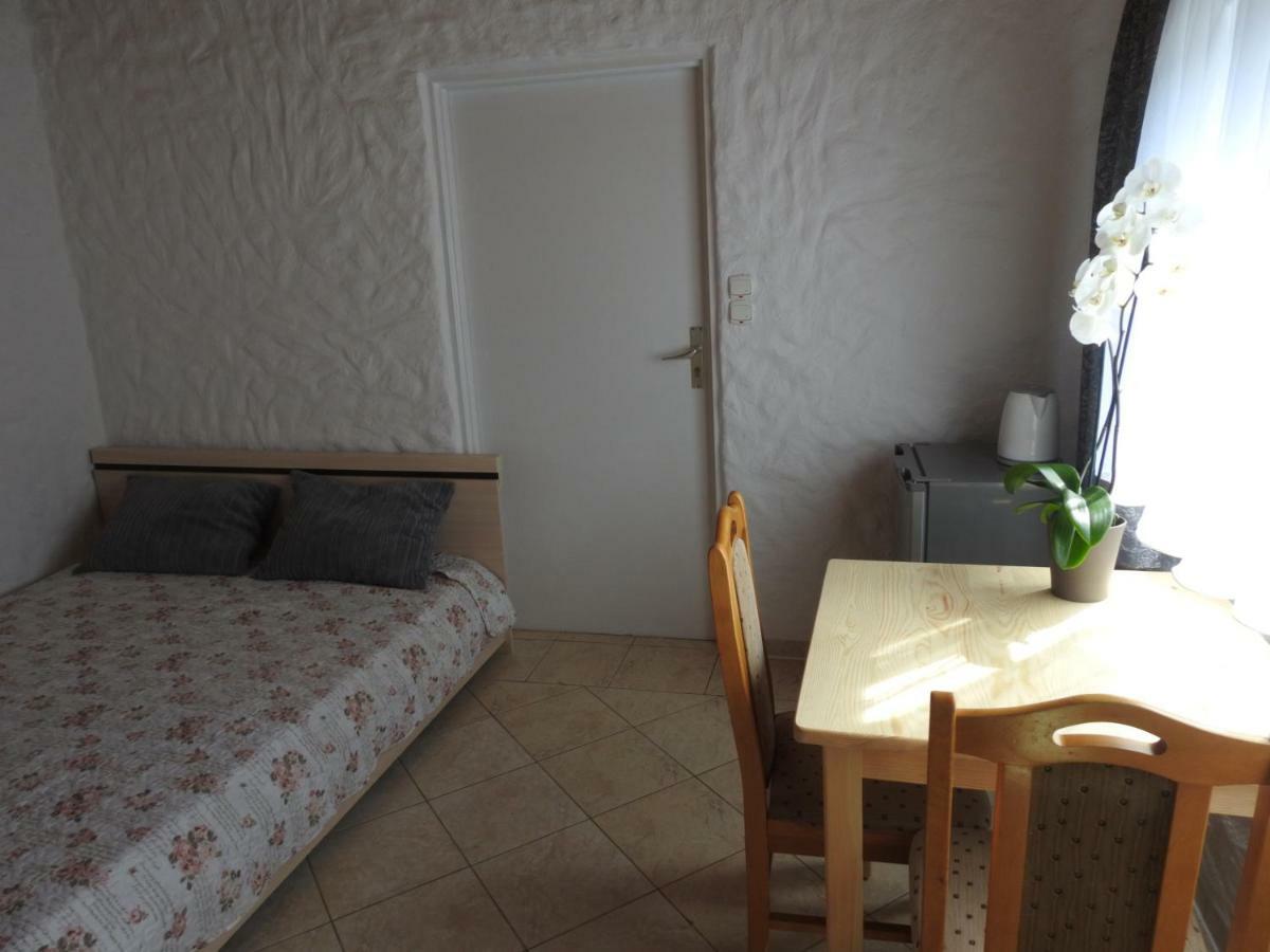 Malwa Lägenhet Jezierzany Exteriör bild